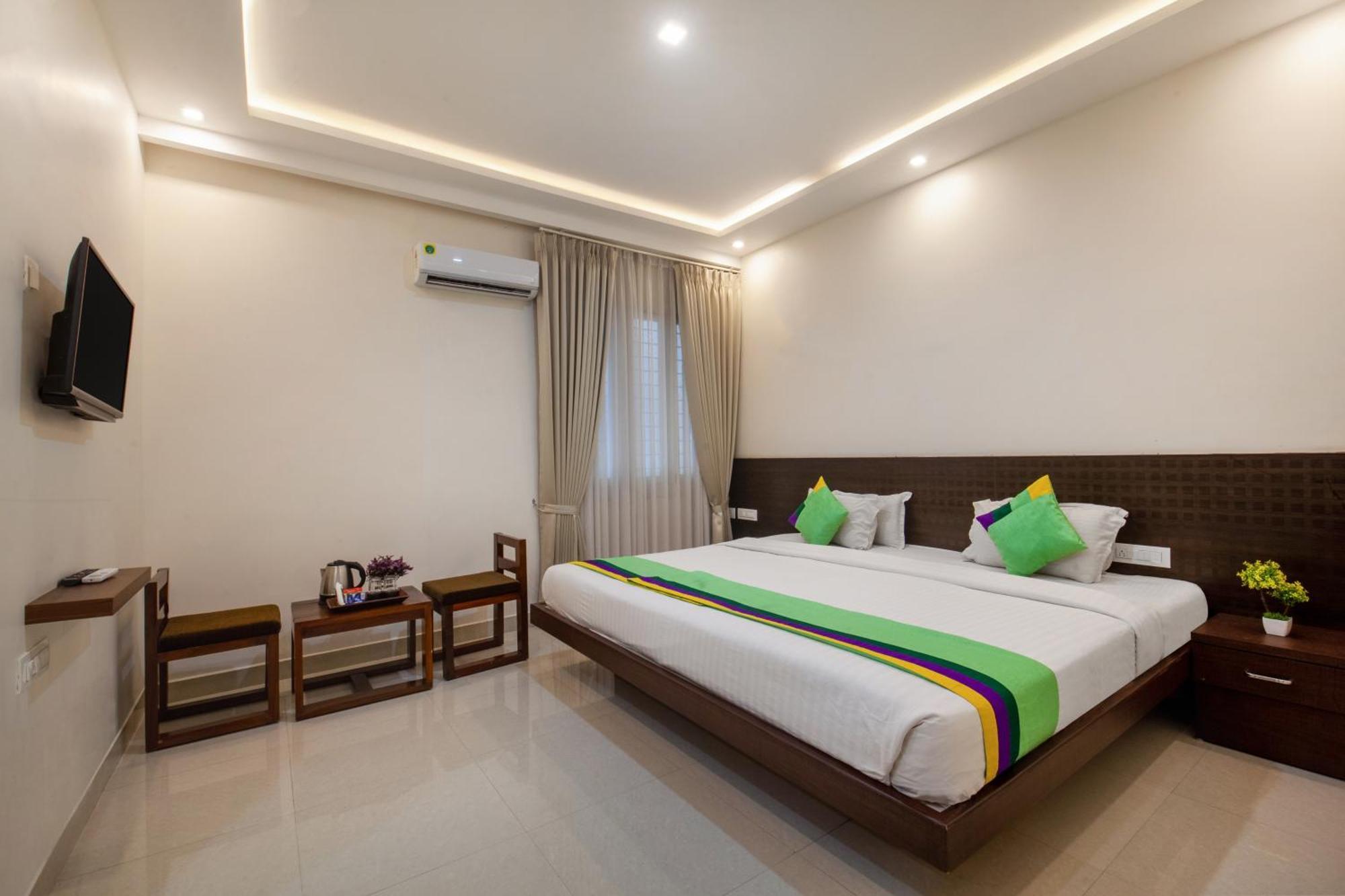 Hotel Treebo Sans Sarav Kushalnagar Madikeri Esterno foto