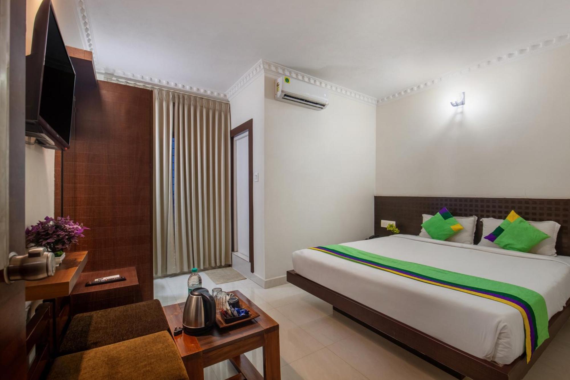 Hotel Treebo Sans Sarav Kushalnagar Madikeri Esterno foto